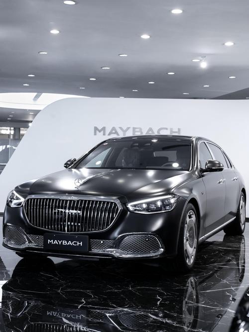 佛山331岚图汽车的售后服务让用户无忧出行，迈巴赫未来的豪华车趋势